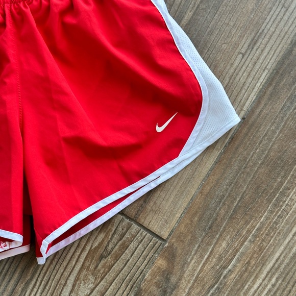 Nike Girl Kids Red and White Sports Shorts - Picture 3 of 7